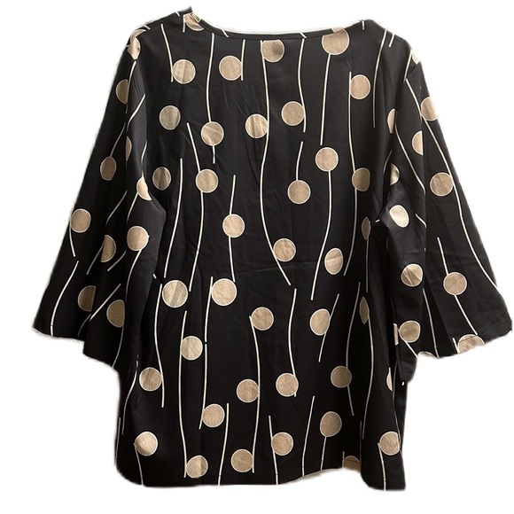 NoraCora, Circle & Line Print, Multi Color, V-Neck, Short Sleeve Top, Size L - Picture 2 of 8